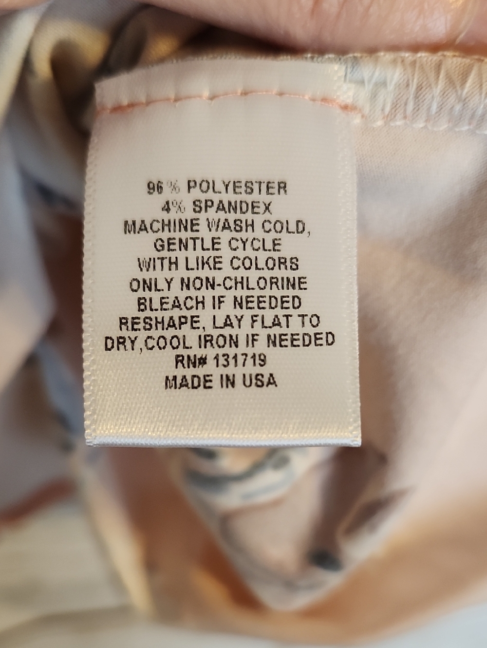 Honey & Lace Peach Floral V-Neck Tank Top -NWT - Picture 4 of 4